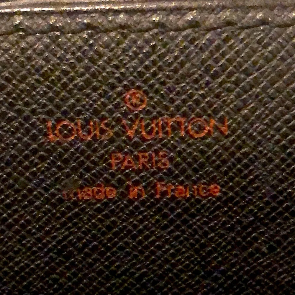 LOUIS VUITTON Black Epi Leather Ambassador Serviette Locking Laptop Bag